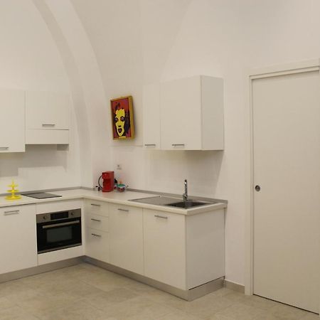 B&B Bianco Apartments Orta Nova Exterior photo